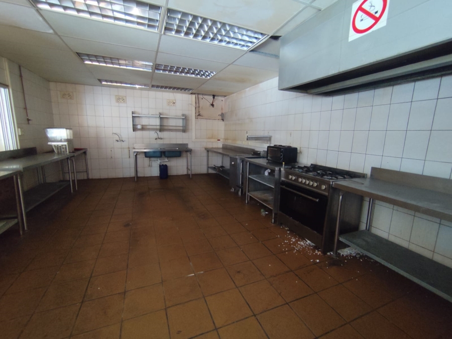 50 Bedroom Property for Sale in Lansdowne Western Cape